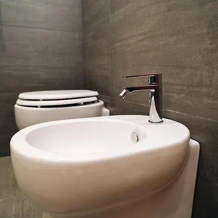 Downtown Boutique House - Ca Domus Collection Konukevi Roma