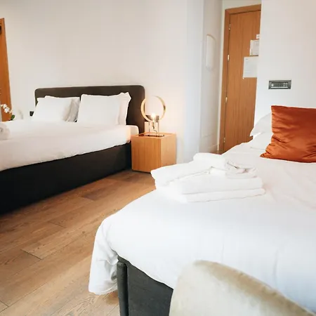 Downtown Boutique House - Ca Domus Collection 4* Rom